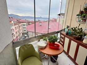 ESAT YAMAK’TAN ÇINARLARDA MANZARALI 2+1 SATILIK DAİRE