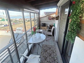 AKBAŞLARDAN GÜLLÜK MERKEZDE 2 + 1 FERAH DAIRE
