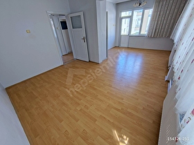 GARANTİ EMLAKtan ŞENYURTTA 2.KAT ARA KAT 2+1 KOMBİLİ YOL CEPHE