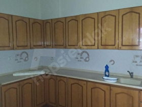 SATILIK 3+1 DAiRE KARAKAŞ MAH ŞEHRİN TAM merkezinde