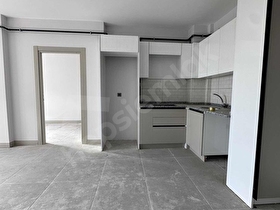 KURTULUŞ CADDE ÜSTÜ 2+0 SIFIR GENİŞ ÖN CEPHE DAİRE !