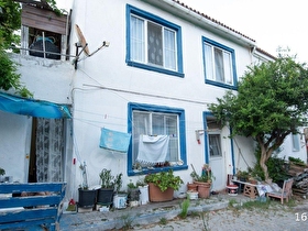 BOZCAADA RUM MAHALLESİNDE SATILIK 3+1 MÜSTAKİL TAŞ EV