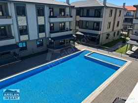 ARSLAN İNŞAAT OTURUMA HAZIR HAVUZLU SİTE İÇİ 1+1 DAİRE