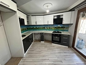 FASTKEYDE BARIŞMANÇODA 3+1 ARAKAT DAİRE D.GAZLI ASANSÖRLÜ BİNA