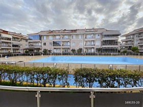 KARASU YENİ MAHALLEDE 2+1- 80 m2 HAVUZ CEPHE GİRİŞ KAT