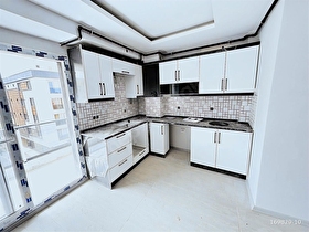 ASİL EMLAKtan MURADİYE MAHsinde 1+1 SATILIK SIFIR DAİRE