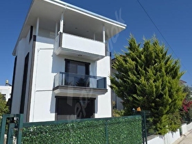 A&C  DEN ALEV SİTESİNDE SATILIK TRİPLEX VİLLA !