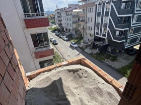 DENİZ TARAFI YARI PEŞİN YARI TAPU TESLİMİ FIRSAT 1+1