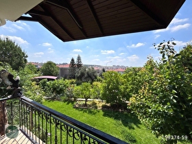 KARAHANDA 850 m² ARSA İÇERİSİNDE GÜVENLİKLİ SİTEDE LÜKS VİLLA