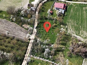 İmarlı İkiye Bölünebilen Arsa  Köy içi bolu göynük gökçesaray köyü