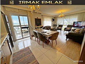 Bağlıca Satılık 7/24 Fiziki Güvenlikli Sitede Kapalı Otoparklı 2+1 Daire