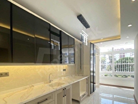 ÖĞRETMEN EVİNE YAKIN 3+1 YAPILI MASRAFSIZ 2 KAT