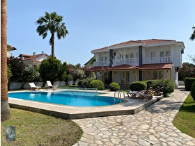 Muğla dalyan Maraş bölgesinde dalyan nehrine yakın Müstakil havuzlu Villa