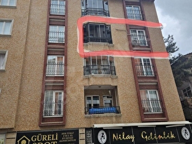 EFELİ EMLAKTAN ÇARŞI MERKEZDE SATILIK DAİRE