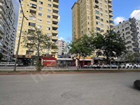YEŞILYURT MHE NECIPFAZIL BULVAR ÜZERI 3 + 1 SATILIK DAIRE