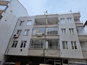 GÖRGEÇ EMLAKTAN CADDEYE CEPHE SATILIK 2+1 DAİRE