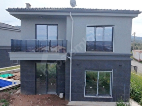 Kayalıoğlu Yamaç Villarında 508m2 Arsaya Sahip Havuzlu LüksVilla