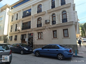 Akdeniz Emlaktan Satılık Şehzadeler ilç Ada Kale Mah 2+1 80 m2 Daire