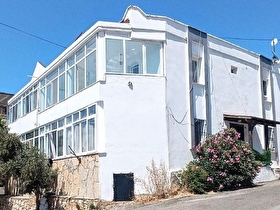 Bodrum Konacıkta Satılık 2+1 Üst Kat Daire  Tamamen Yenilenmiş Ayrı Mutfak