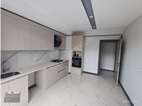 MUZAFFER TÜRKEŞ MAHALLESİNDE SATILIK  4+1 DAİRE