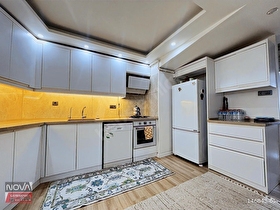 MANİSA CUMHURİYET MAH. 3+1 A.MUTFAKLI SATILIK FIRSAT DAİRE