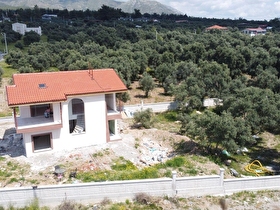 KÖYCEĞİZ ZEYTİNALANI SATILIK BAHÇELİ  EV