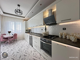 BEYKENTİN MERKEZİNDE SİTE İÇERİSİNDE ARA KAT BAKIMLI FERAH DAİRE