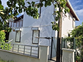 BALIKESİR/AVŞADA 78LİYILLARAAİT ÖZEL TASARIM VİLLA SATILIK