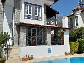 Satılık 5 odalı Villa Ovacık