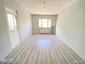 UFUKATASEVER GAYRİMENKULDEN İSTASYONDA SATILIK 3+1 İSKANSIZDAİRE