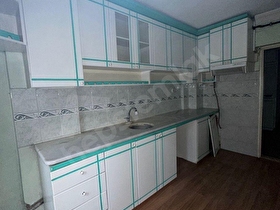 satlık 3+1 .1ci kat doğal gazlı mantolomalı