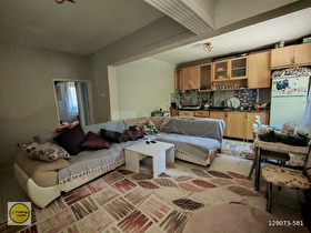 Bulgurcada 110m2 - 3+1 Yarı Müstakil 180m2 bahçeli satılık Daire