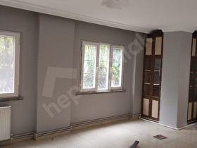 Depozitosuz masrafsız Mehmet Akif Ersoy Mahallesinde 3+1 Oda 150m² Boyalı temiz daire