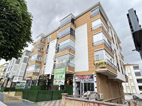 SEFA UYGURDAN DR.SADIK AHMET CADDESİ ÜZERİNDE 2+1 GENİŞ DAİRE