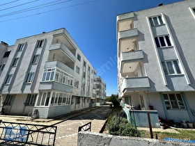 LAPSEKİ KONAKLARINDA DENİZ VE KÖPRÜ MANZARALI FIRSAT DAİRE