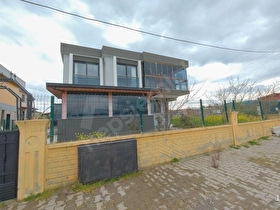 REMAXTAN YUNUSEMRE ORTAKÖYDE SATILIK MÜSTAKİL VİLLA
