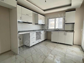 CADDE~ÜZERİ~3+1~AZ~KATLI~GENİŞ~OTURUMLU~MERKEZİ~LOKASYON~DAİRE~