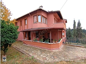 RE/MAX PROF METİN AVCIDAN KARAMÜRSELDE 4+1 SATILIK TRİPLEX VİLLA