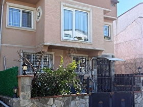 BURSA NİLÜFER DEMİRCİ DE SATILIK ÖZEL YAPIM BAHÇELİ 3 KAT MÜSTAKİL EV 14.000.000 TL