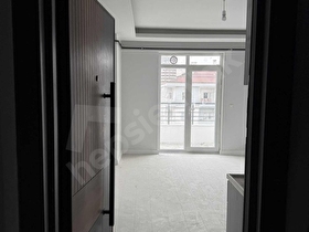 3M EMLAKTAN 350 EVLER MAHALLESİ VALİLİK ARKASI 1+1 SATILIK DAİRE