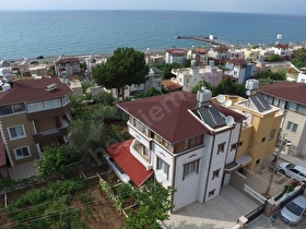 HATAY ARSUZ ARPADERESİ MINTGÜLERYÜZ SİTESİNDE 3+1 140 M2 DENİZ MANZARALI SATILIK MÜSTAKİL YAZLIK EV