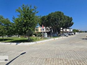 Kuşadası Üçgözler Sitesinde Köşe Konumlu 3+1 Dubleks Yazlık