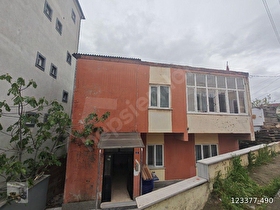 Gebze BEYLİKBAĞI ULUS MAH SATILIK 159 MT ARSA İÇİ  2 KATLI MÜSTAKİL EV