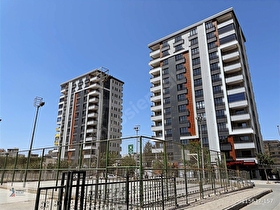 MEHMET KOLAY GAYRİMENKUL DEN SİTE İÇİ SIFIR DAİRE