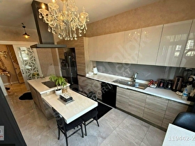 GAMADOR BULVAR SİTESİNDE ULTRA LÜKS YAPILI SATILIK DAİRE
