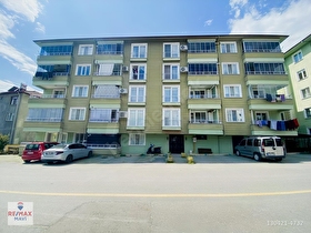 REMAX MAVİDEN PAMUKOVA MERKEZDE GENİŞ 3+1 ARA KAT DAİRE