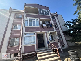 AİLE YAŞAMINA UYGUN CAMİLİDE BAKIMLI 2+1 SATILIK