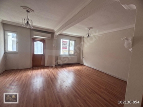 ARAPZADE MAH DE SATILIK 2+1 DAİRE