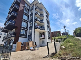 YATIRIMLIK KÖŞE BAŞI SATILIK 1+1