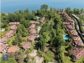 GÖL KENARINDA SATILIK BAHÇELİ DUBLEX VİLLA...